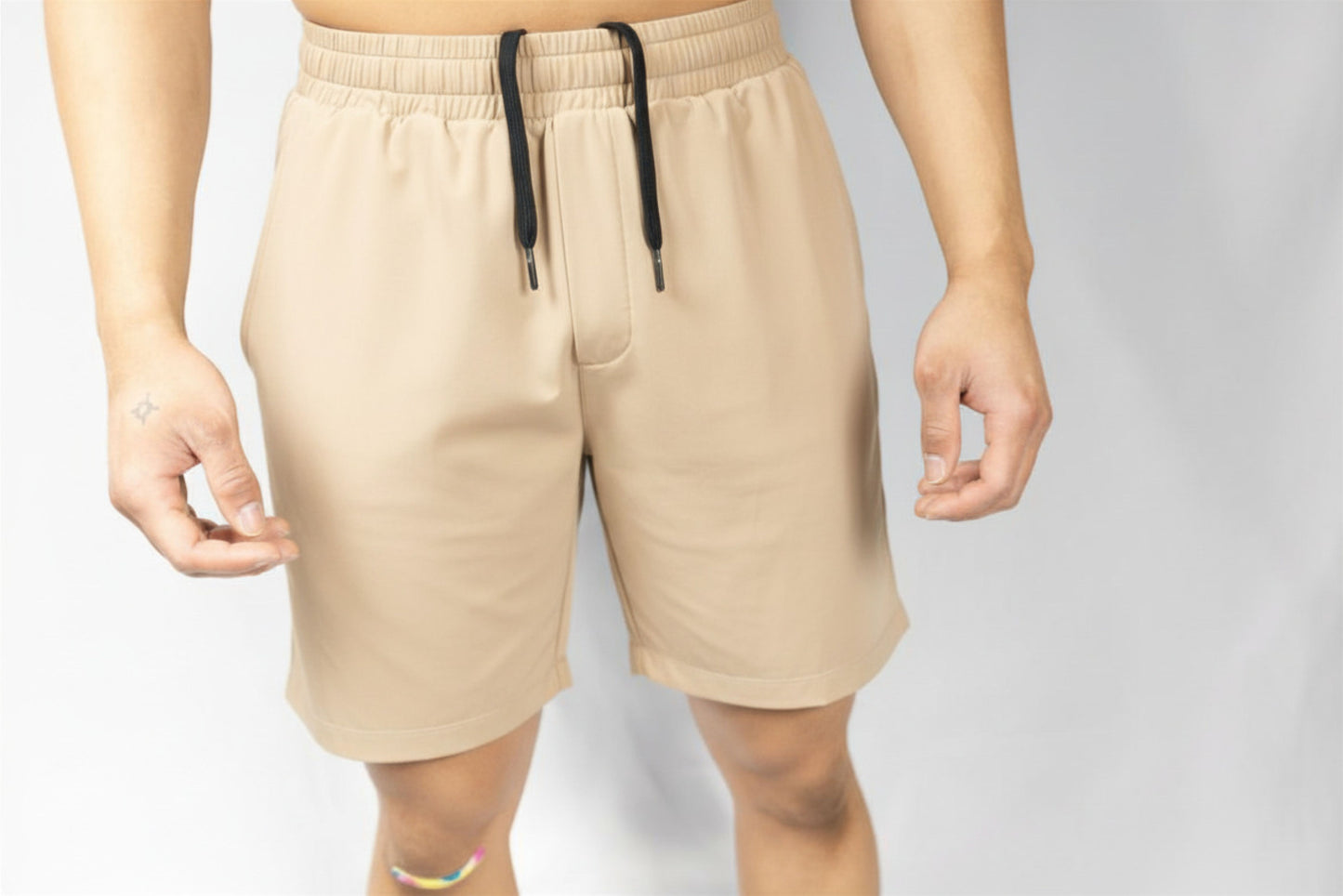 VIRA MOTION Shorts