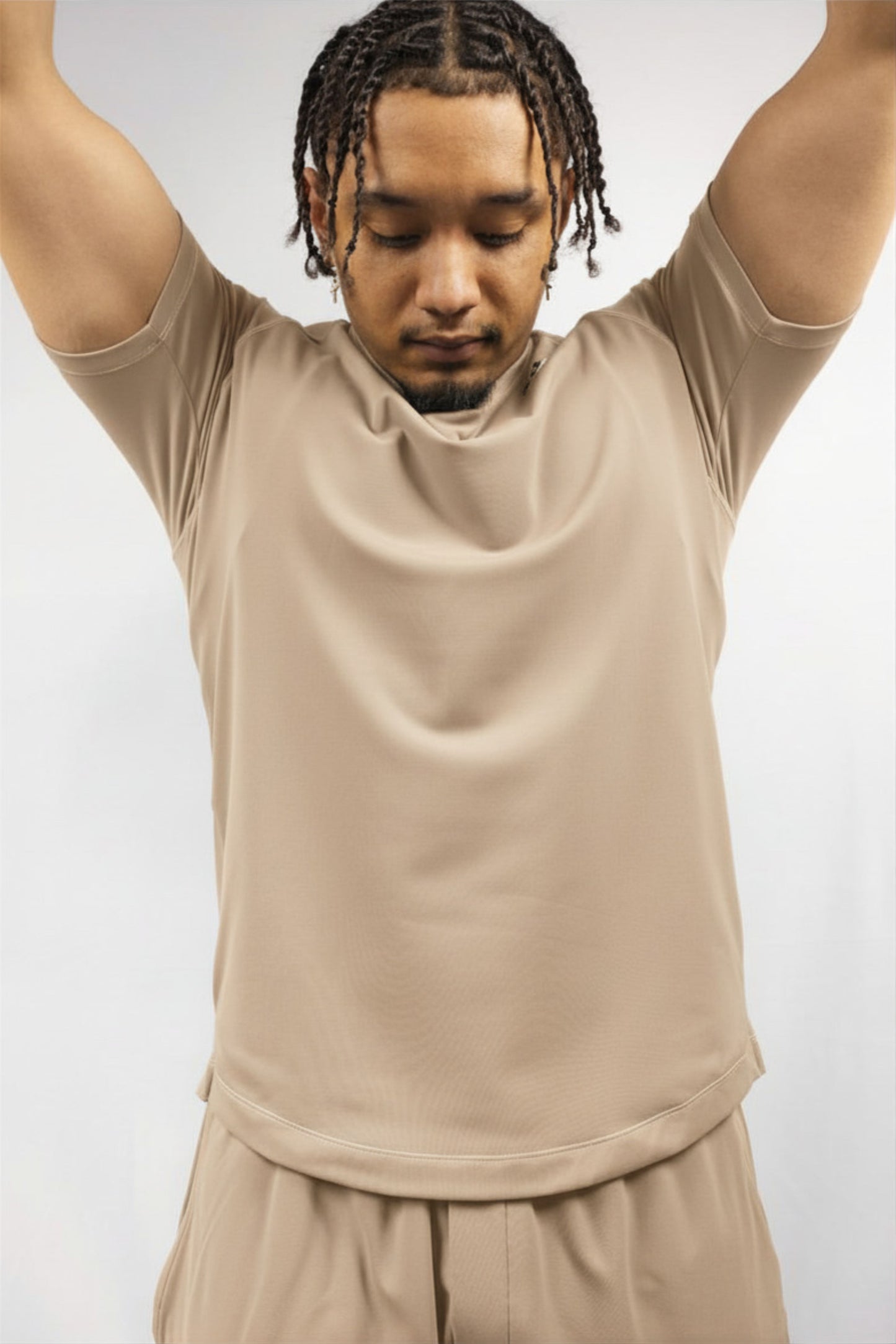 VIRA MOTION Tee
